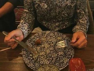 尴尬的餐具
