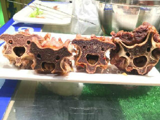 笑脸牛仔骨
